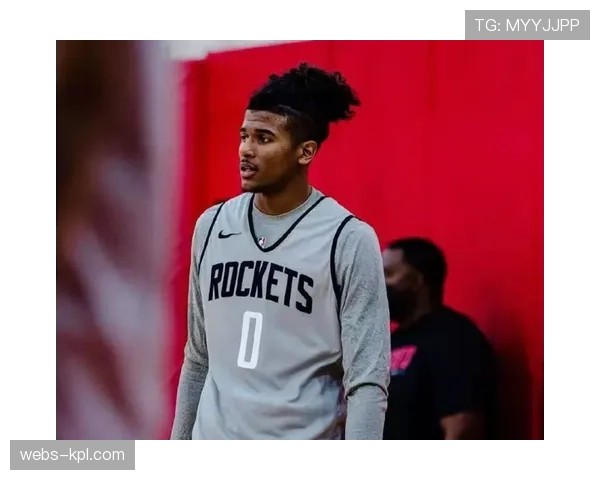 山西汾酒股份外援费尔德因膝伤缺席至少两周，球队后卫轮换将调整